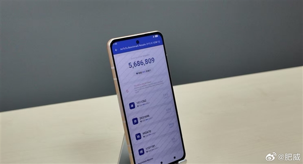 800V+后轮驱动!新款吉利银河E5上市:9.78万起